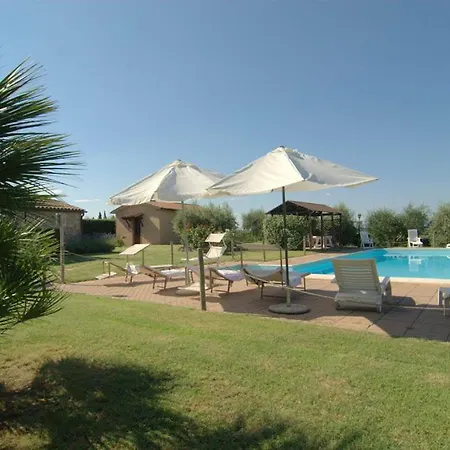 Cantagallina Sleeps 6 Pool Wifi Apartament