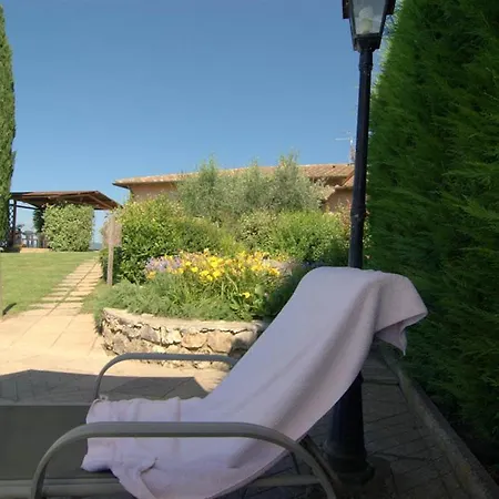 Cantagallina Sleeps 6 Pool Wifi Apartamento